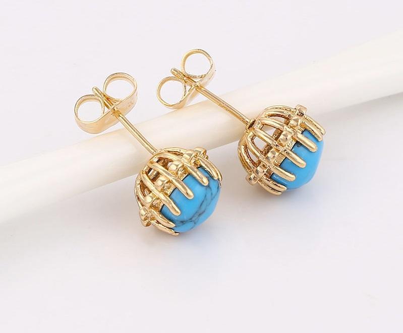 18K Gold Sky Blue Stud Earring